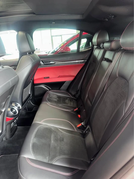 2021 Alfa Romeo Stelvio - Image 4 of 5
