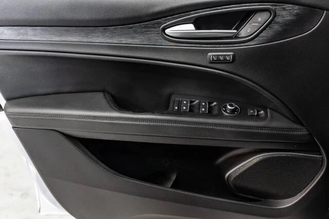 2021 Alfa Romeo Stelvio - Image 16 of 18