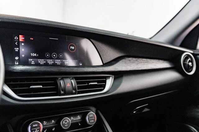 2021 Alfa Romeo Stelvio - Image 12 of 18