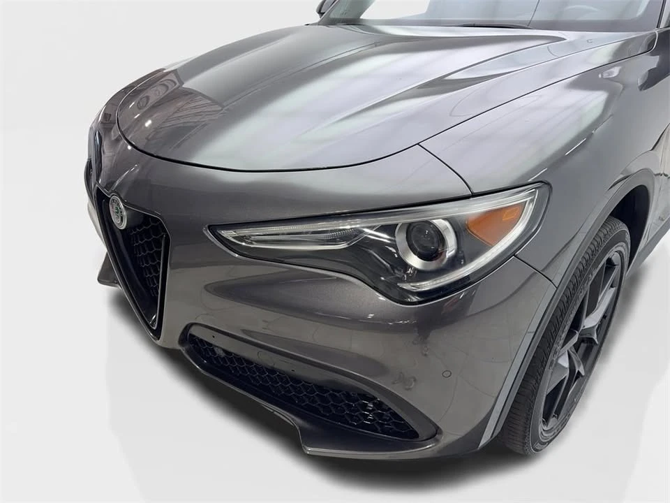 2021 Alfa Romeo Stelvio - Image 15 of 19