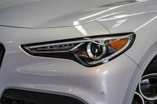 2021 Alfa Romeo Stelvio - Image 2 of 18