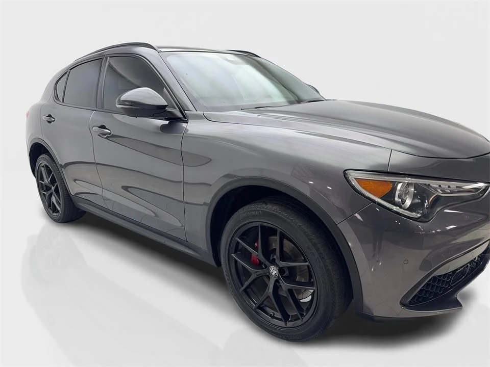 2021 Alfa Romeo Stelvio - Image 11 of 19