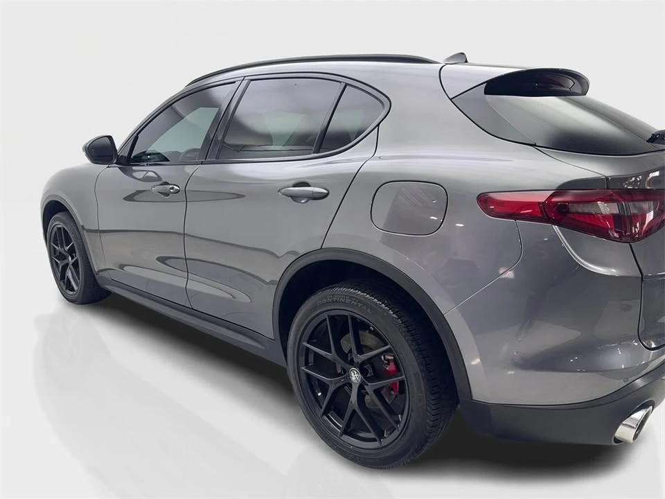 2021 Alfa Romeo Stelvio - Image 13 of 19