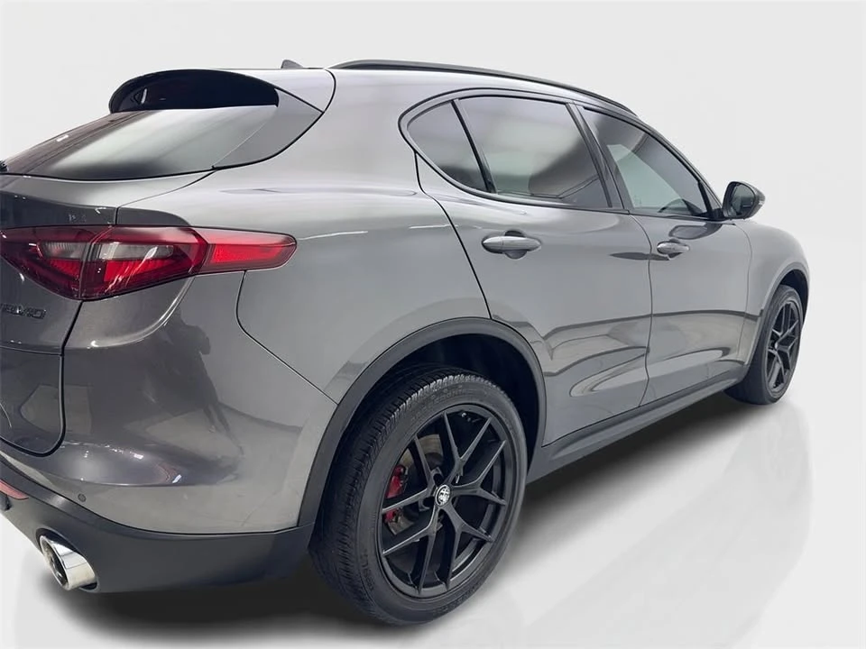 2021 Alfa Romeo Stelvio - Image 12 of 19