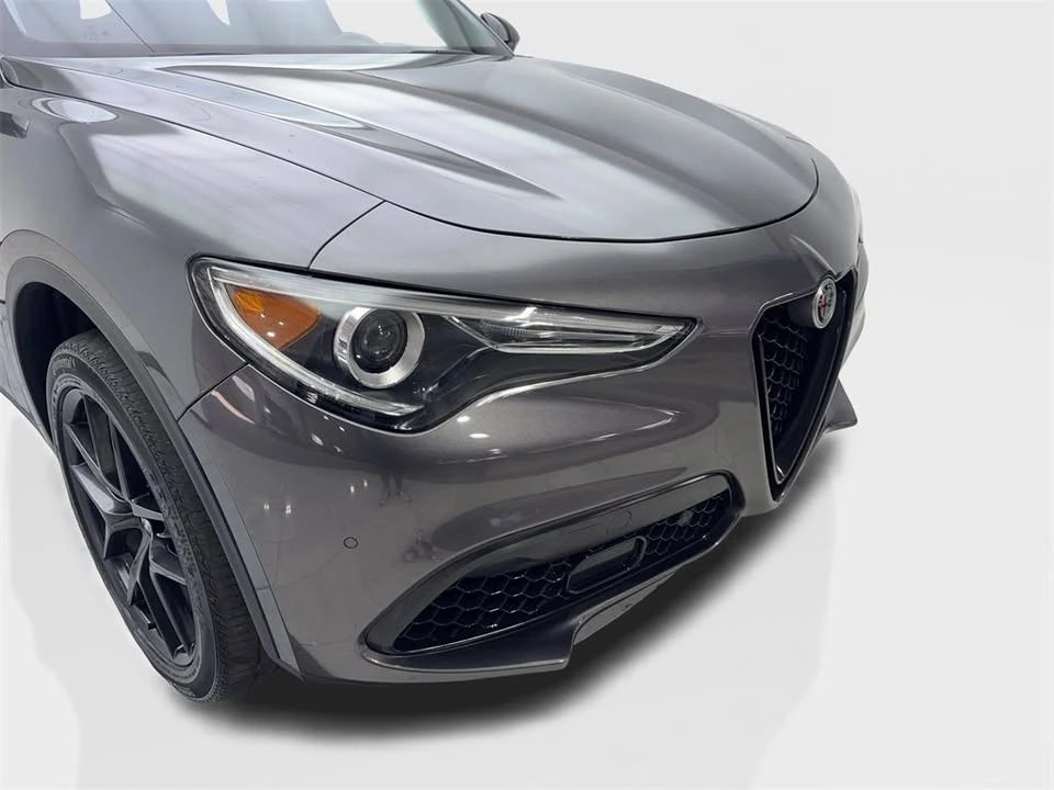 2021 Alfa Romeo Stelvio - Image 16 of 19