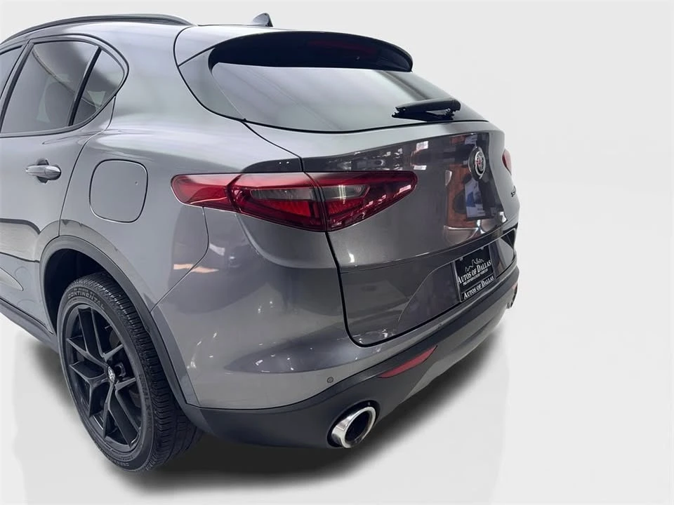 2021 Alfa Romeo Stelvio - Image 18 of 19