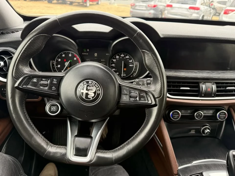 2021 Alfa Romeo Stelvio - Image 13 of 15