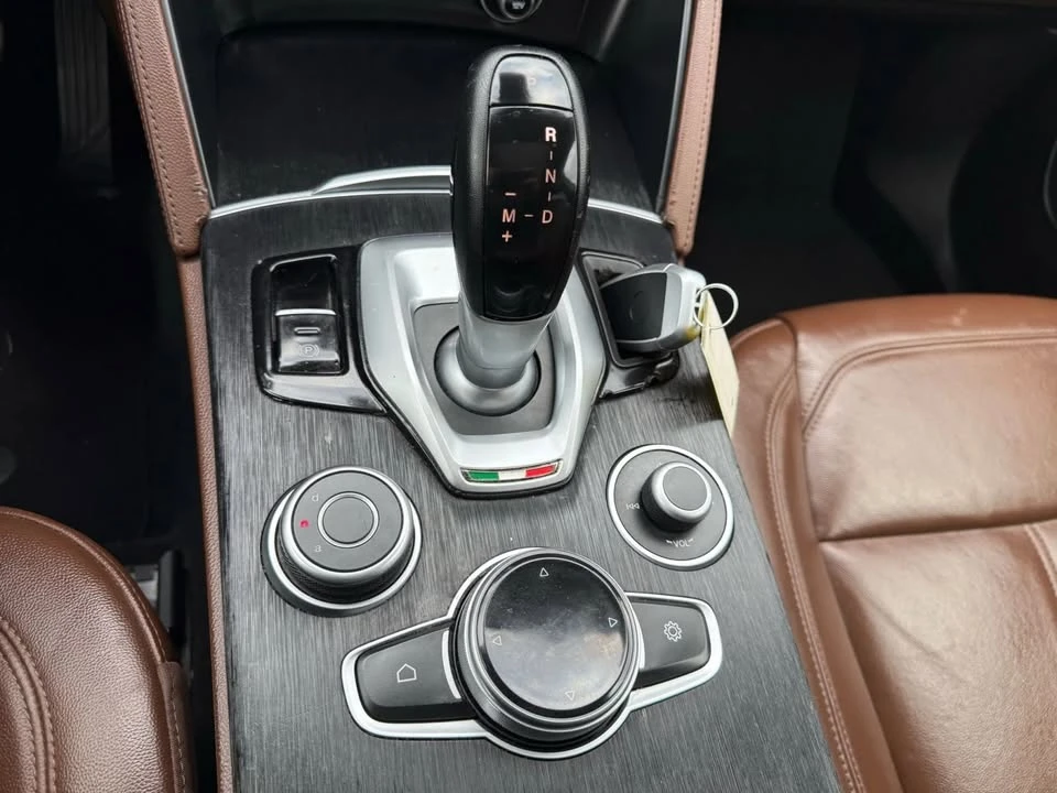 2021 Alfa Romeo Stelvio - Image 12 of 15
