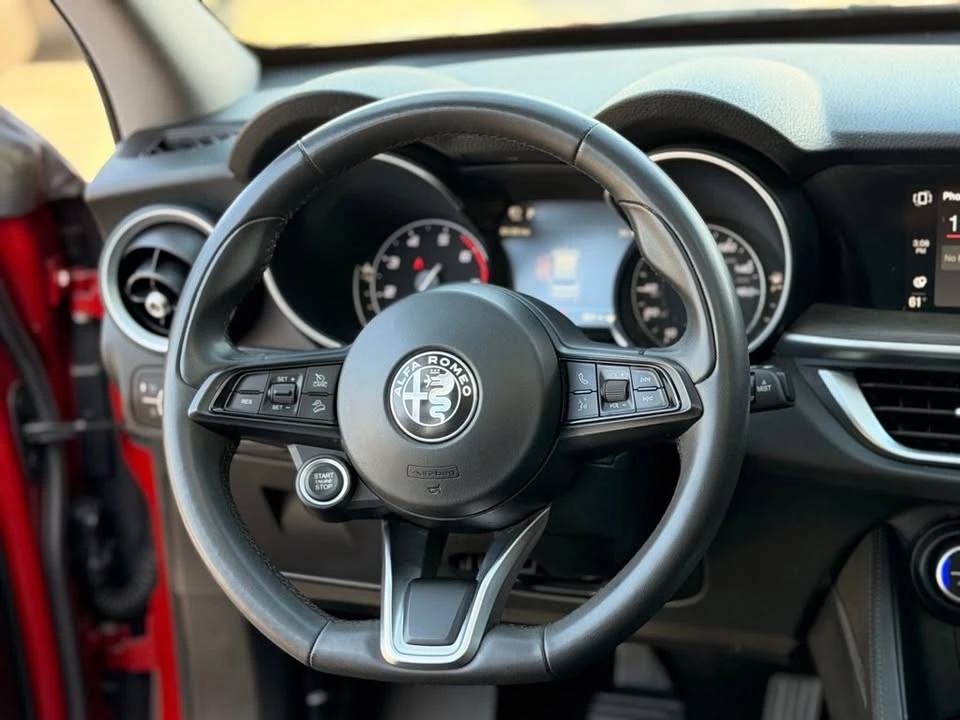 2021 Alfa Romeo Stelvio - Image 14 of 20