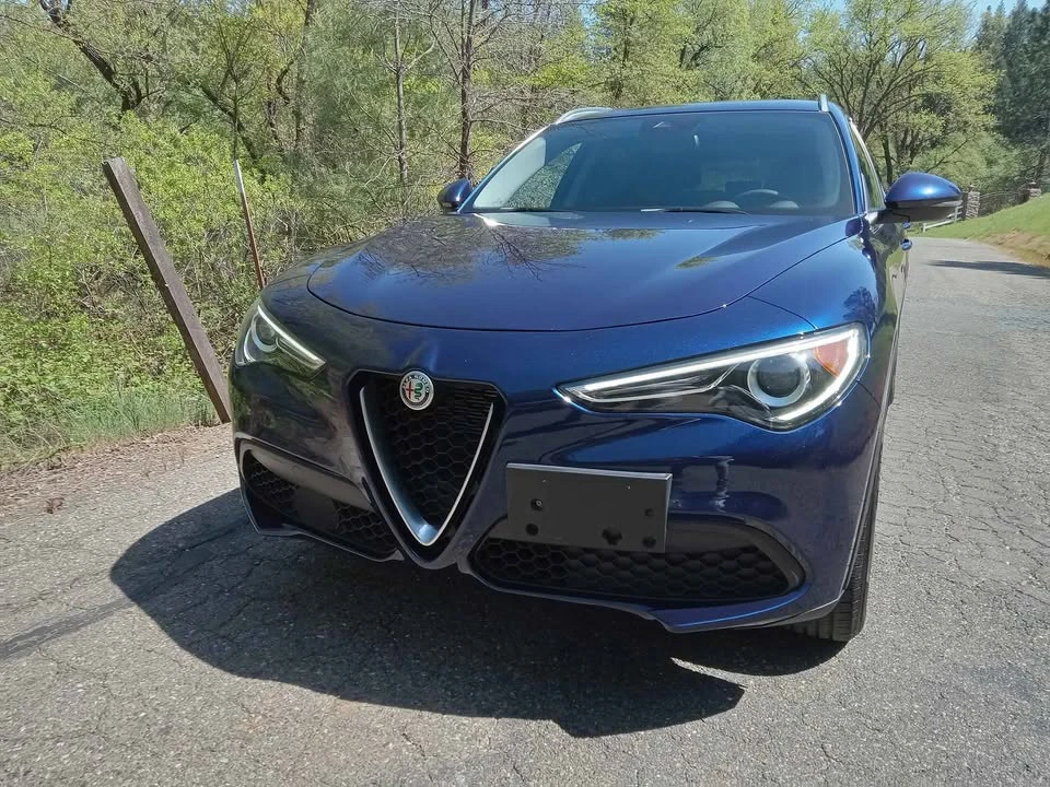 2021 Alfa Romeo Stelvio - Image 2 of 17
