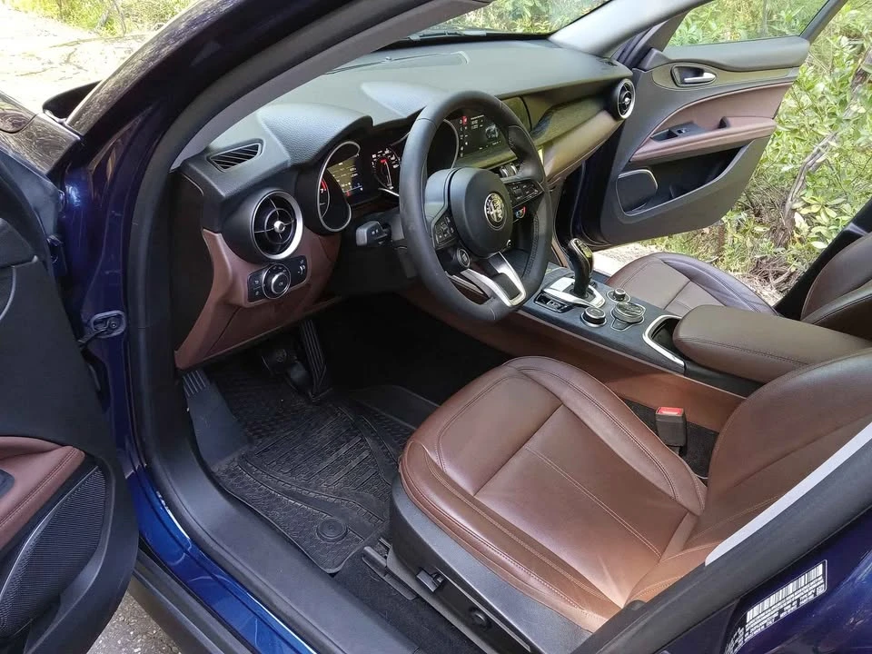 2021 Alfa Romeo Stelvio - Image 12 of 17