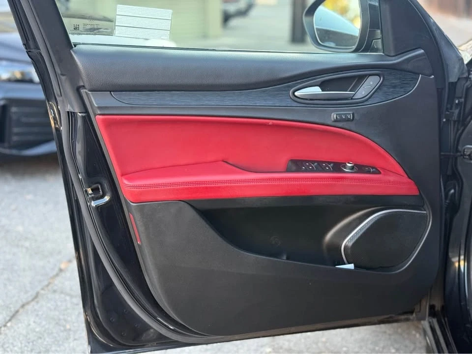 2021 Alfa Romeo Stelvio - Image 10 of 12