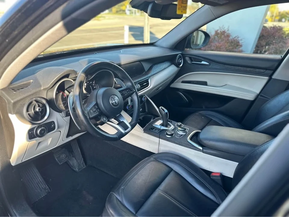2021 Alfa Romeo Stelvio - Image 7 of 8