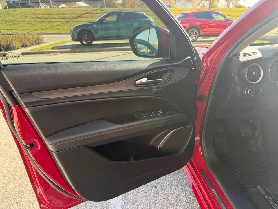 2021 Alfa Romeo Stelvio - Image 6 of 9