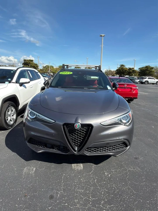 2021 Alfa Romeo Stelvio - Image 2 of 6