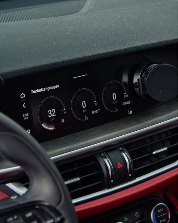 2021 Alfa Romeo Stelvio - Image 12 of 13