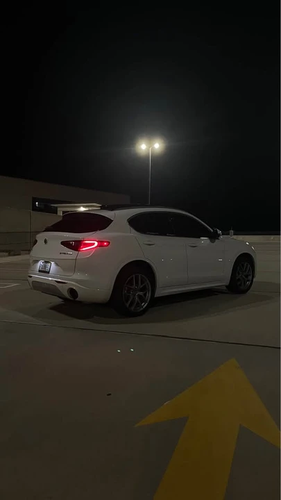 2021 Alfa Romeo Stelvio - Image 6 of 15