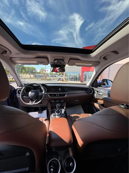2021 Alfa Romeo Stelvio - Image 6 of 8