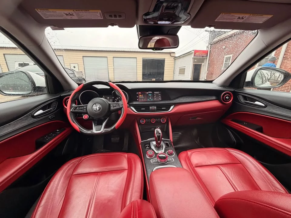 2021 Alfa Romeo Stelvio - Image 5 of 7