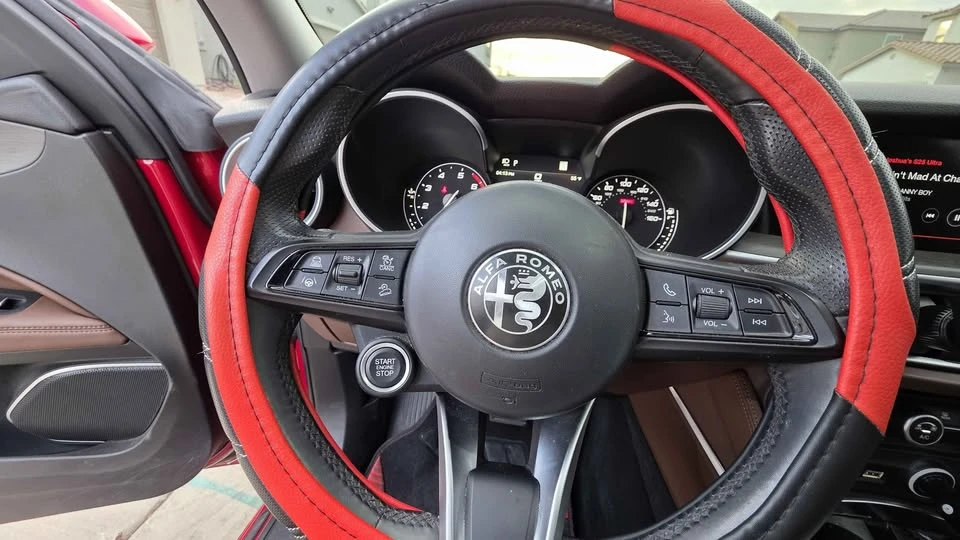 2021 Alfa Romeo Stelvio - Image 6 of 12