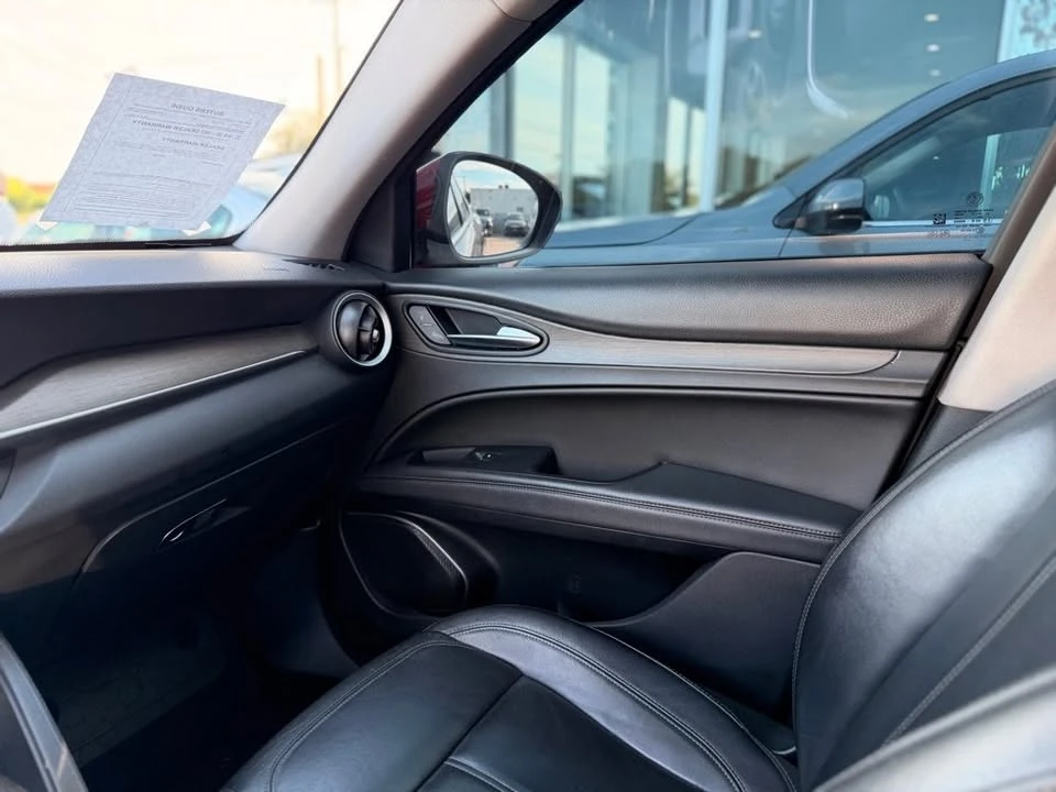 2021 Alfa Romeo Stelvio - Image 18 of 19