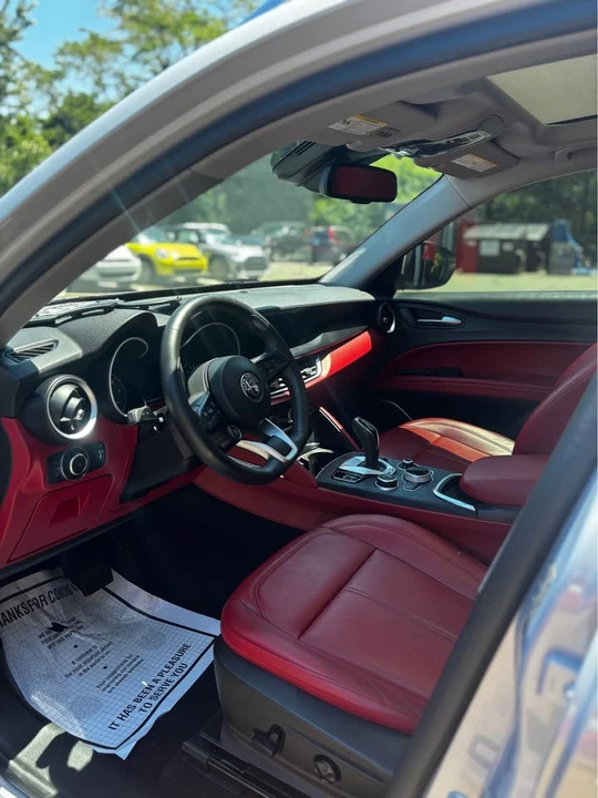 2021 Alfa Romeo Stelvio - Image 9 of 16