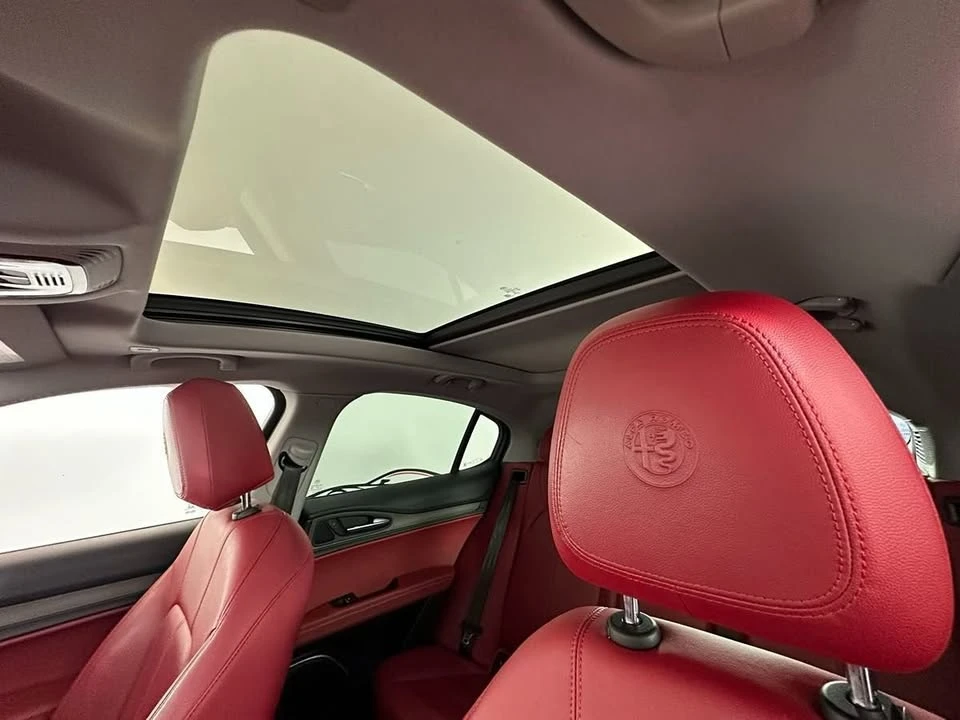 2021 Alfa Romeo Stelvio - Image 17 of 20