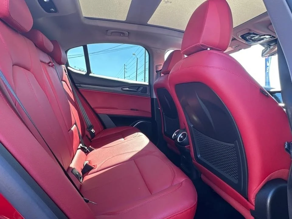 2021 Alfa Romeo Stelvio - Image 16 of 20