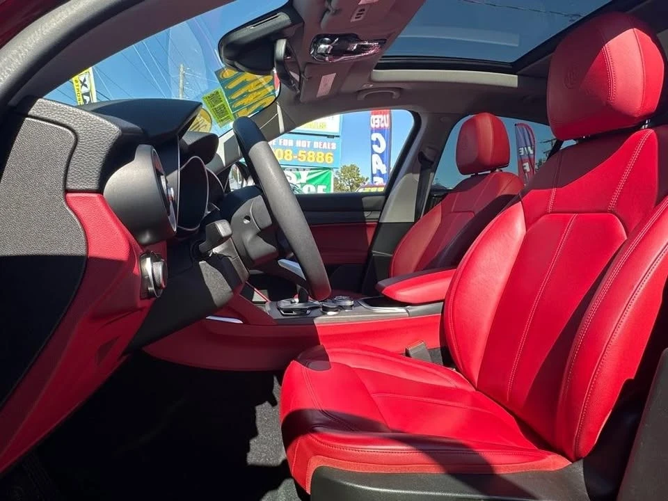 2021 Alfa Romeo Stelvio - Image 9 of 20