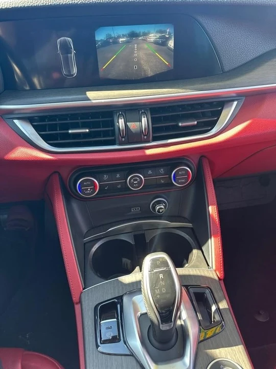 2021 Alfa Romeo Stelvio - Image 13 of 20