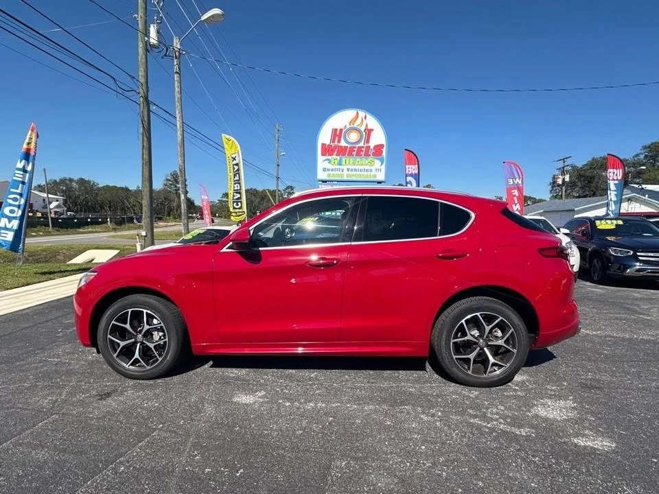 2021 Alfa Romeo Stelvio - Image 2 of 20