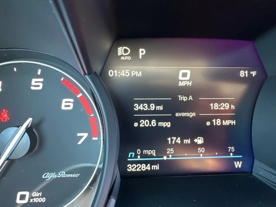 2021 Alfa Romeo Stelvio - Image 15 of 20