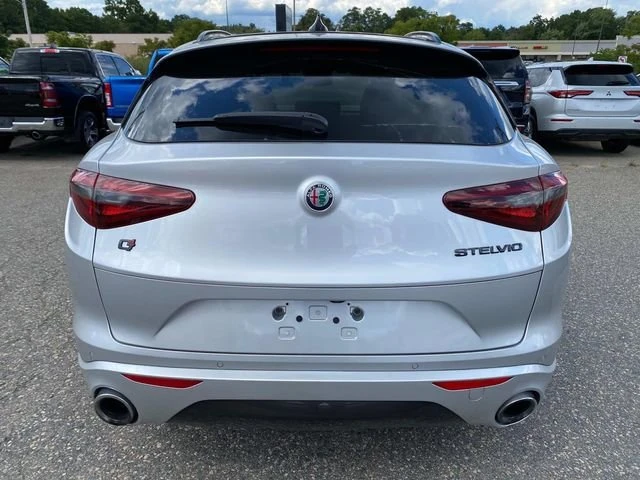 2021 Alfa Romeo Stelvio - Image 3 of 20