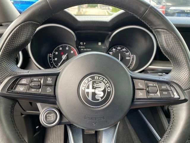 2021 Alfa Romeo Stelvio - Image 17 of 20
