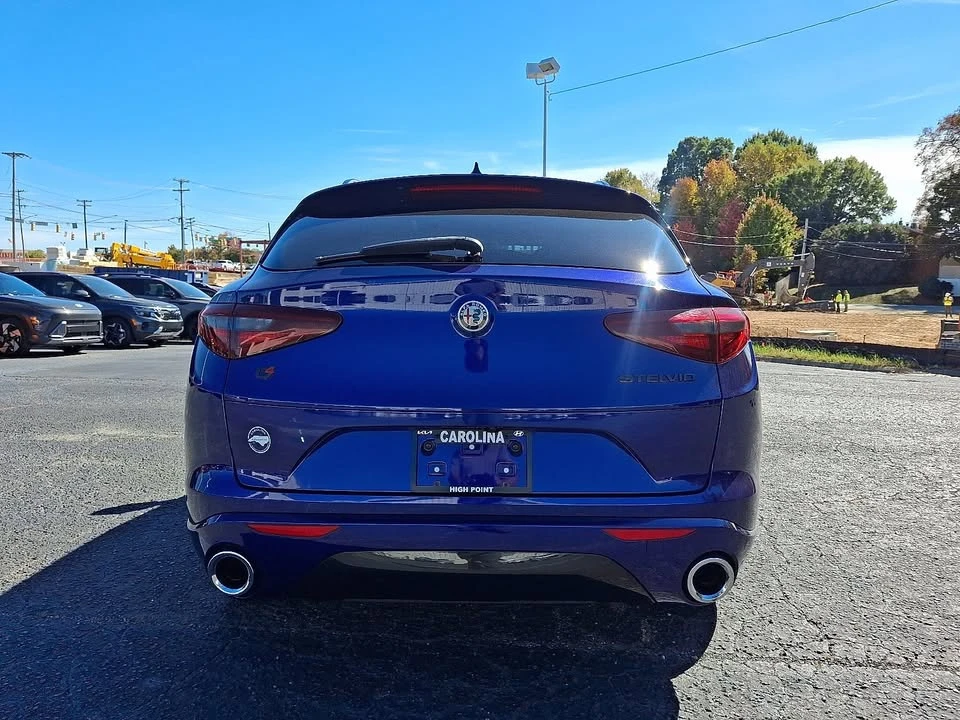 2021 Alfa Romeo Stelvio - Image 4 of 17