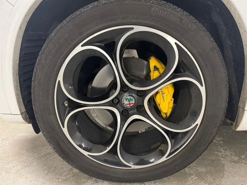 2021 Alfa Romeo Stelvio - Image 4 of 4