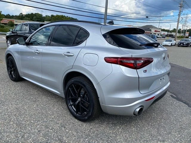 2021 Alfa Romeo Stelvio - Image 5 of 19