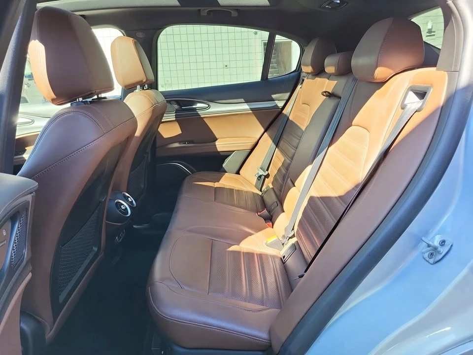 2021 Alfa Romeo Stelvio - Image 16 of 19