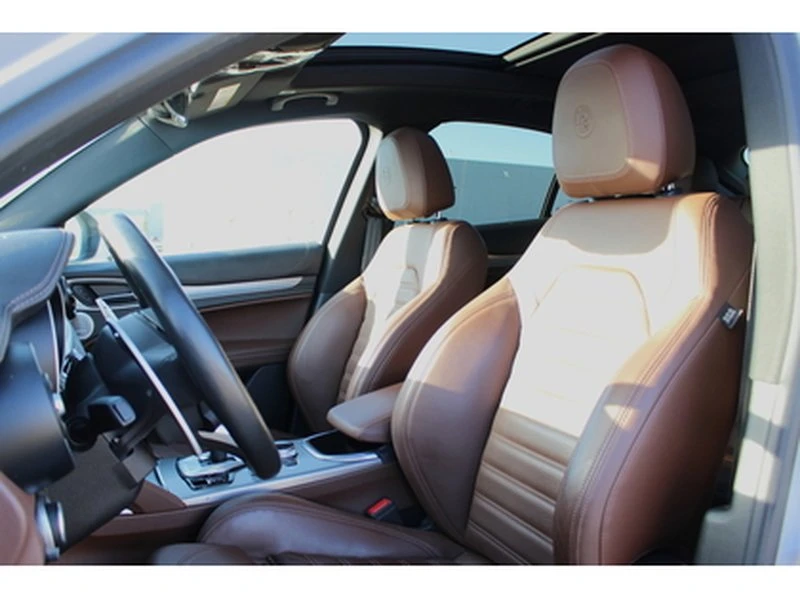 2021 Alfa Romeo Stelvio - Image 11 of 20