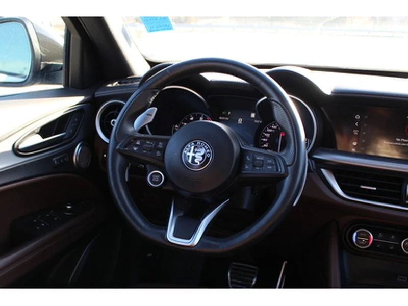 2021 Alfa Romeo Stelvio - Image 12 of 20