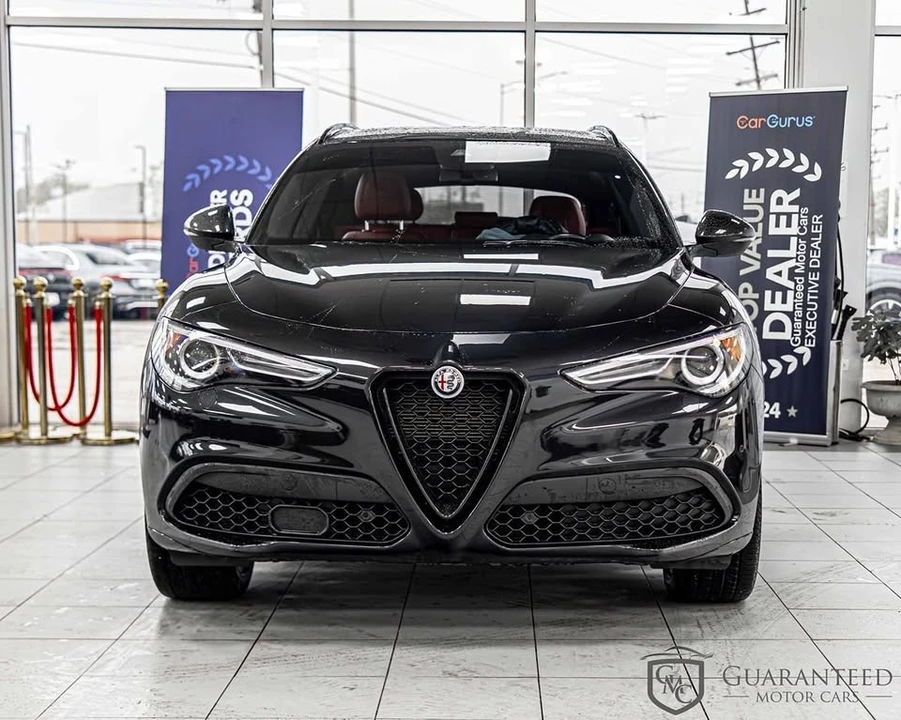 2021 Alfa Romeo Stelvio - Image 2 of 20