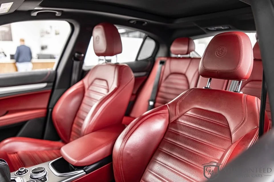 2021 Alfa Romeo Stelvio - Image 19 of 20
