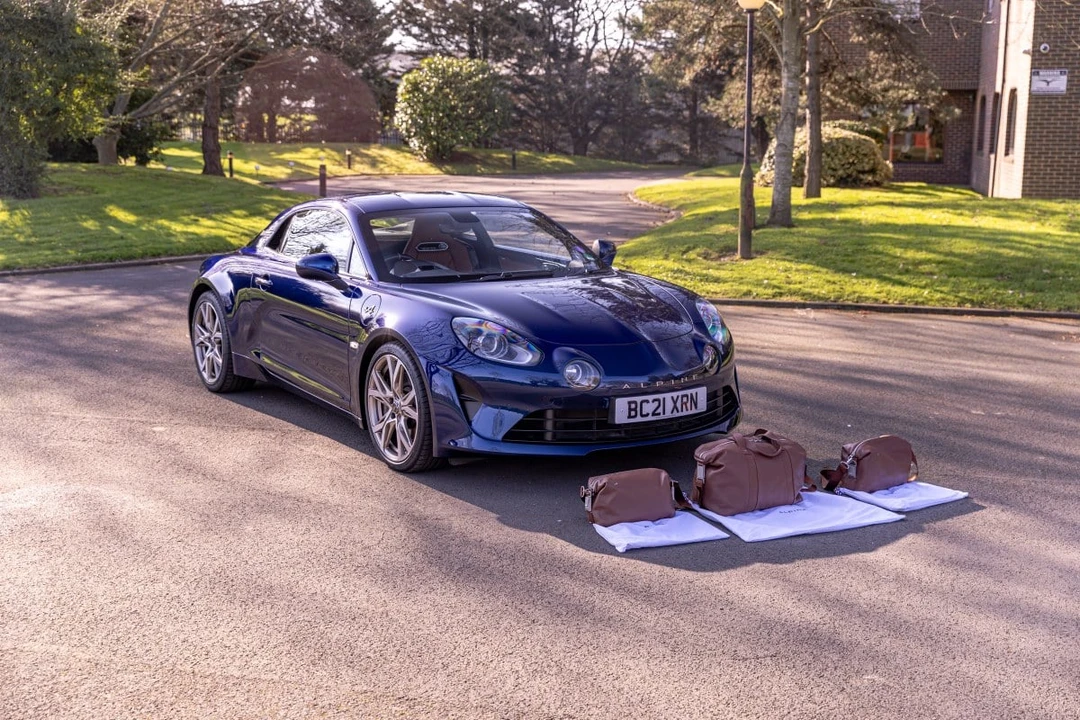 2021 Alpine A110 (2017-Present) - Image 2 of 30