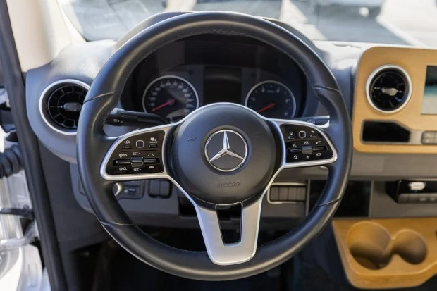 2021 Mercedes-Benz VS30 Sprinter - Image 5 of 8