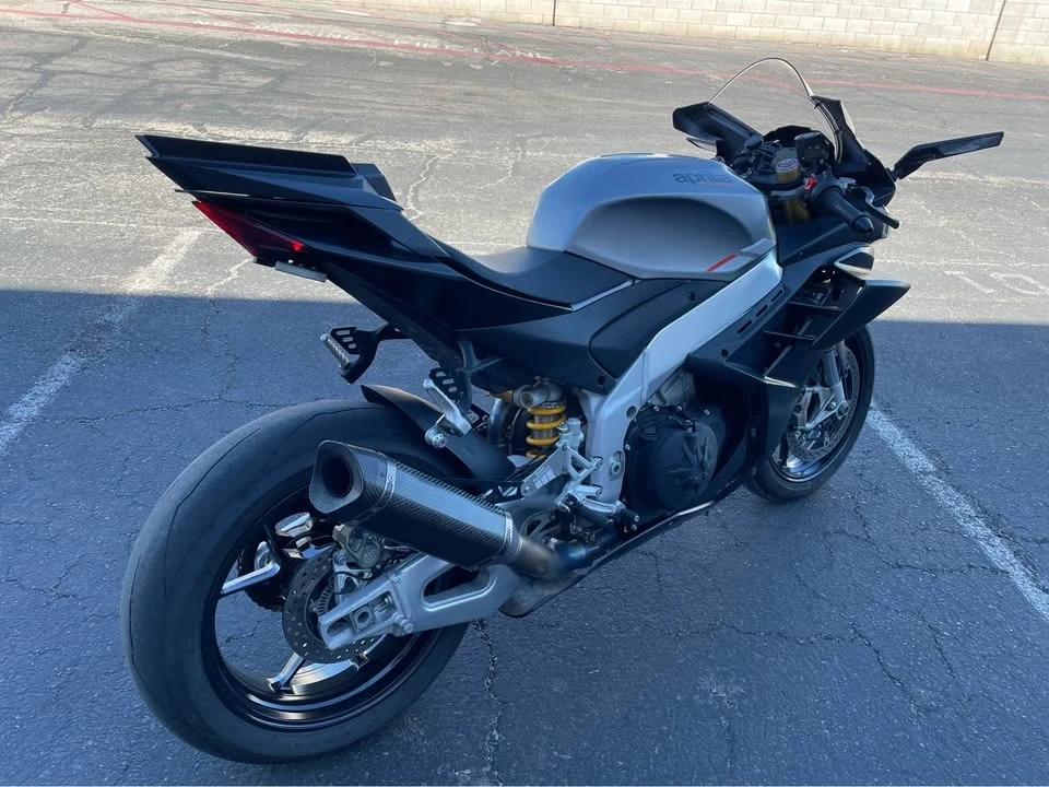 2021 Aprilia - Image 3 of 9