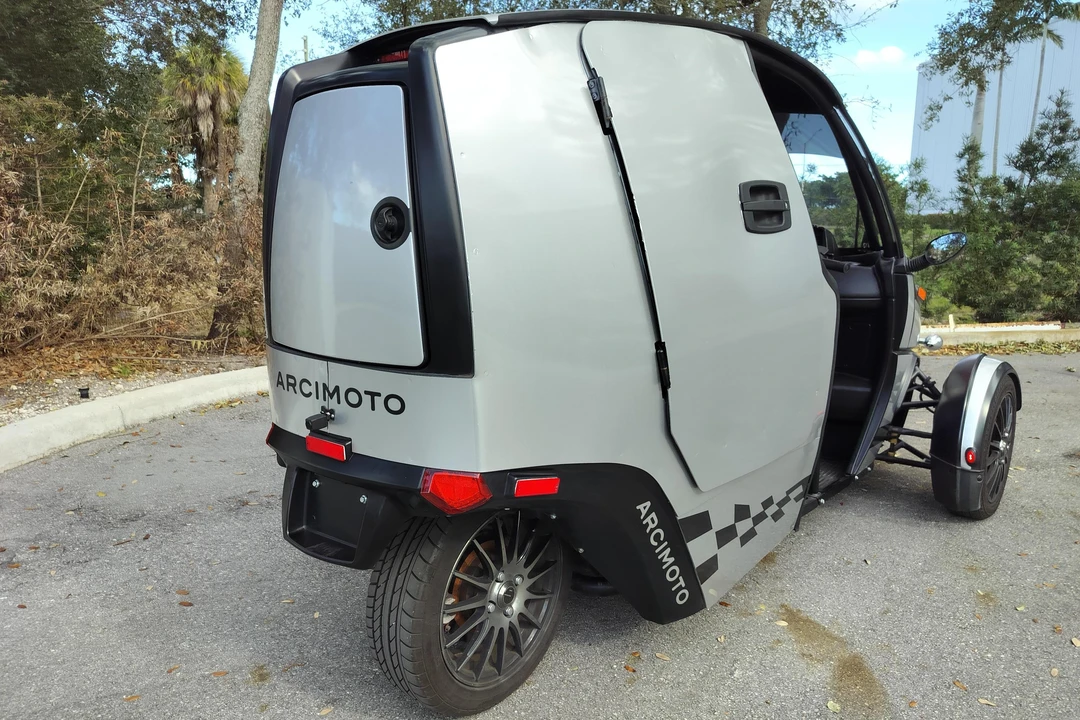 2021 Arcimoto - Image 4 of 31