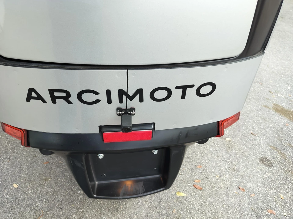 2021 Arcimoto - Image 20 of 31