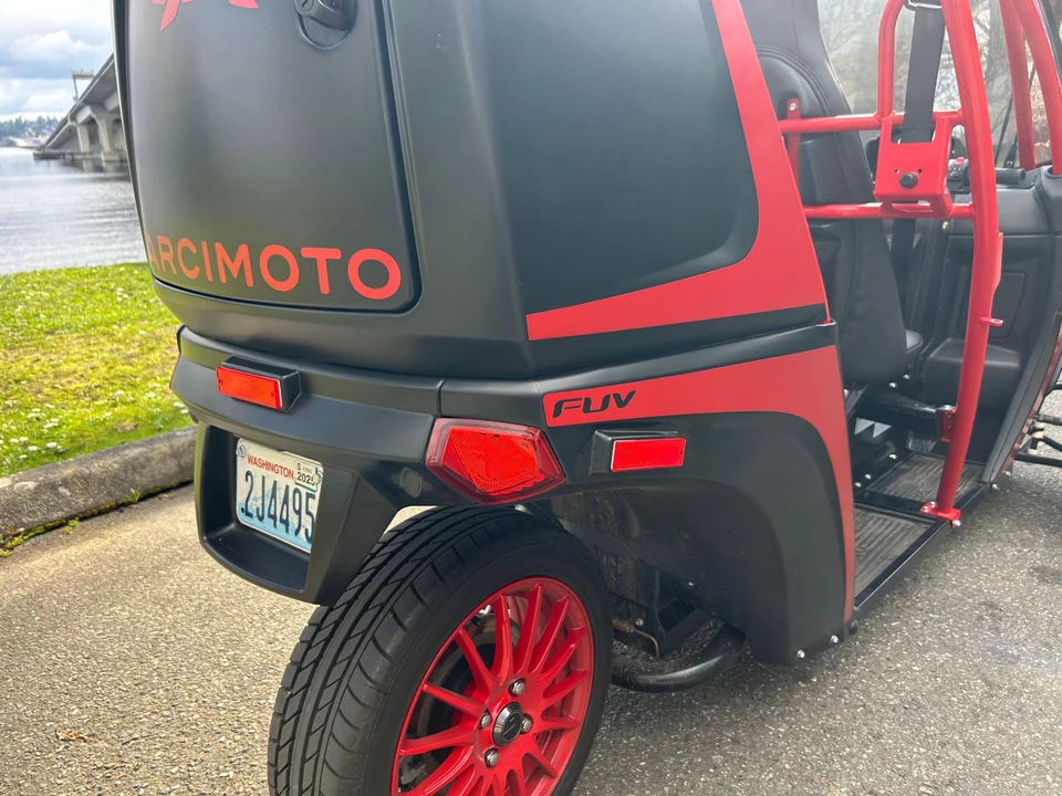 2021 Arcimoto - Image 21 of 30