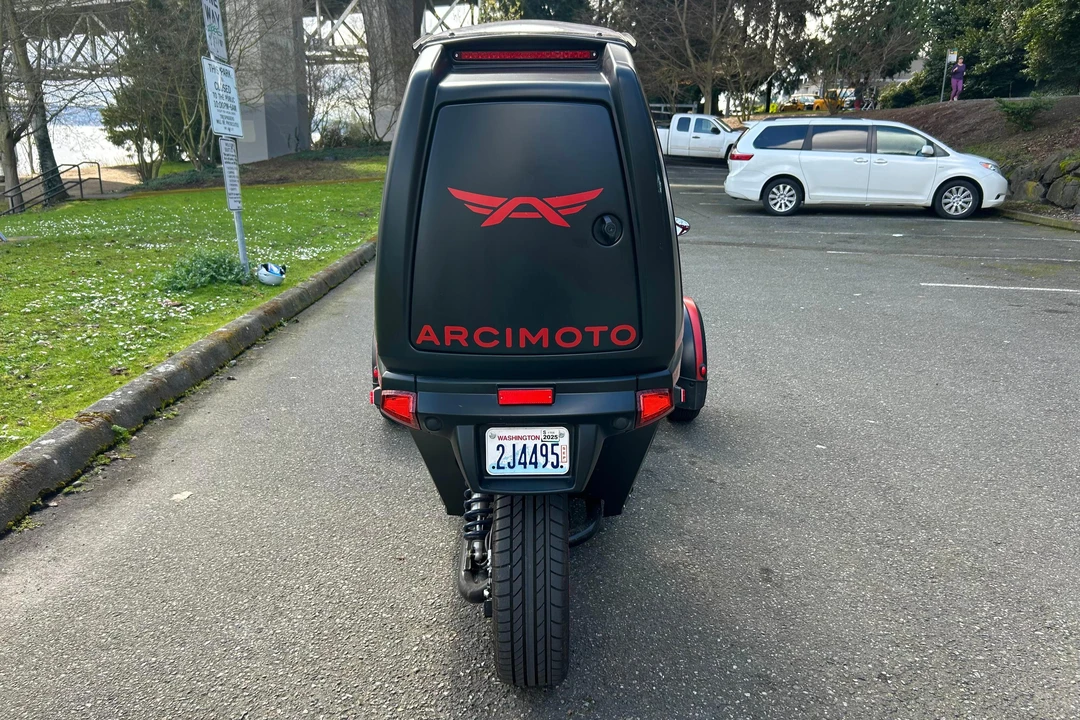 2021 Arcimoto - Image 5 of 30
