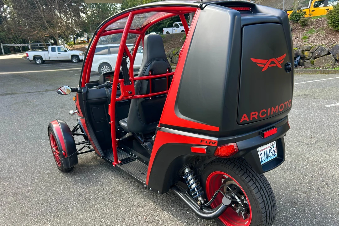 2021 Arcimoto - Image 4 of 30